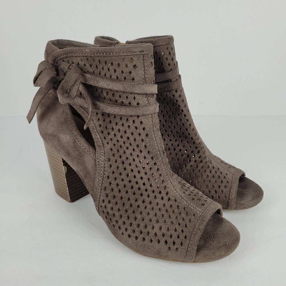 Altar'd State Hanover Gray/Taupe Faux Perforated Suede Peep Toe Boot 6.5